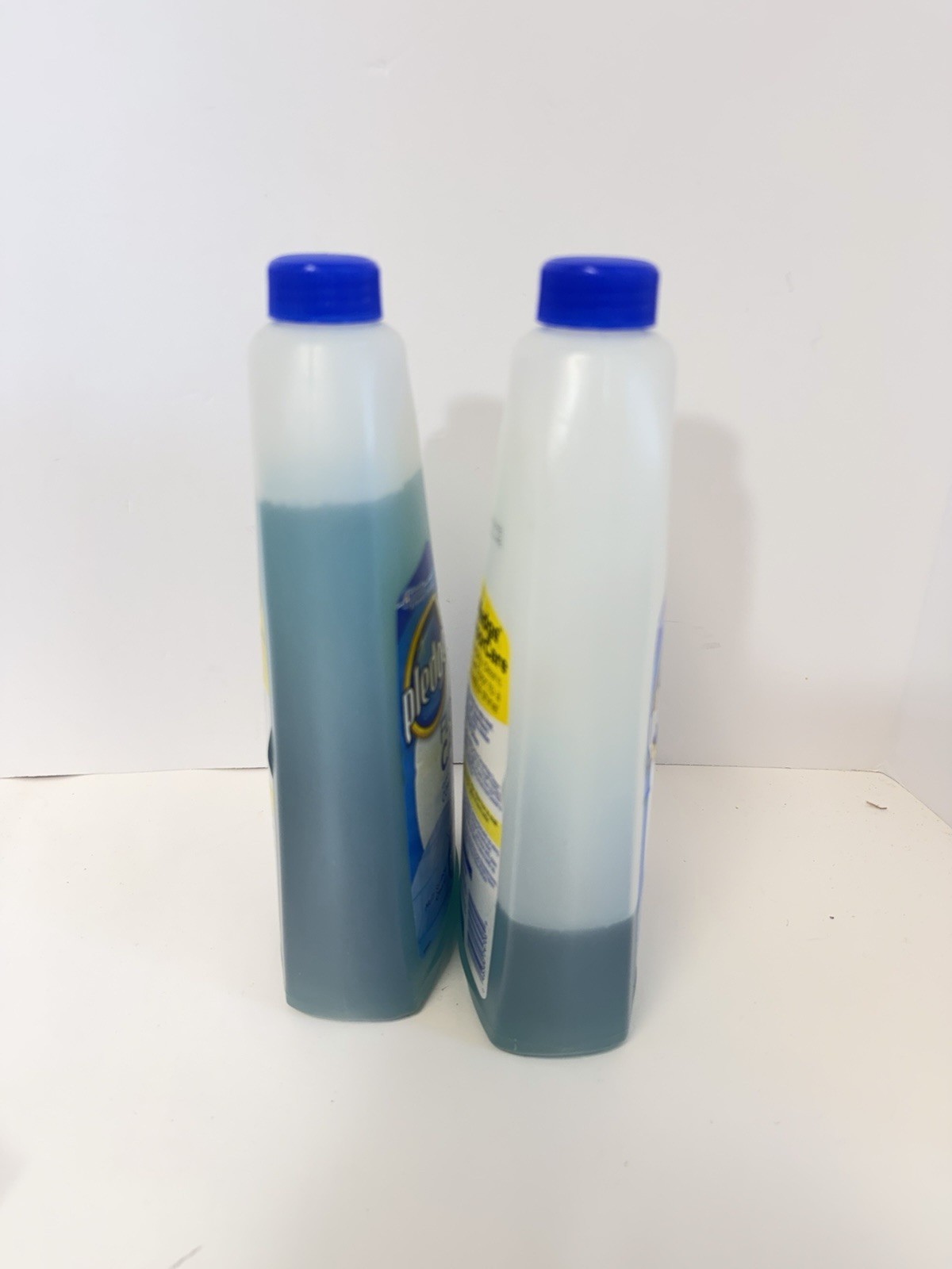 Pledge Floor Care Concentrate Multi-Surface Cleaner with Glade Rainshower 32 OZ