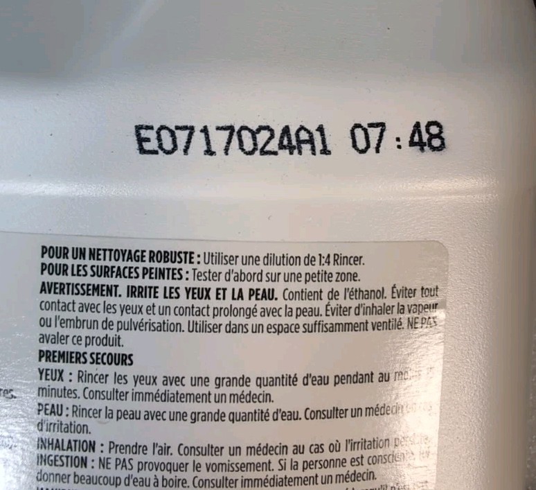 Brand New Genuine Joe Pine Oil Cleaner 1 Gallon Professional Strength Pine Scent