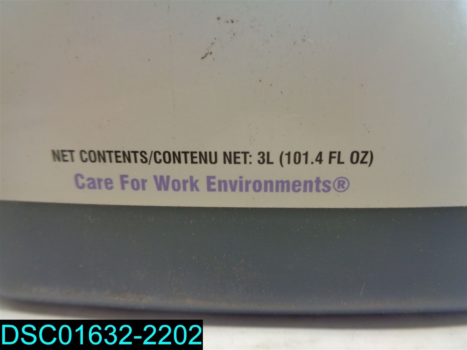 QTY=6 L : (3L X 2) High Concentrate STATE INDUSTRIAL NEUTRAL CLEANER Lavender