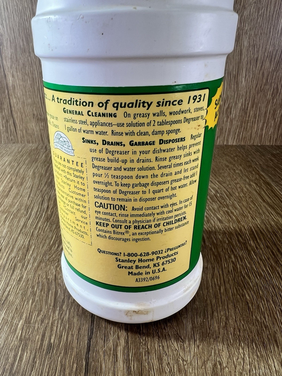 Vintage 1970’s Stanley Home Products Degreaser 34oz Left