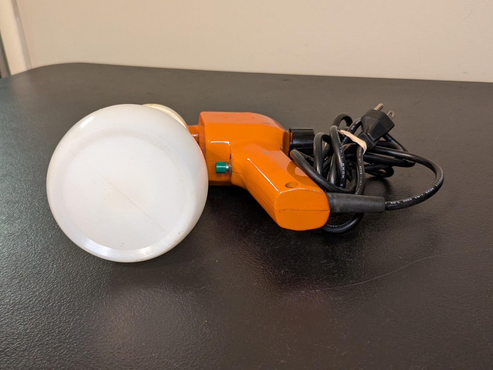 ZIM PULSAR MODEL 101 Electric Textile Spot Cleaning Spray Gun 110V CLEAN