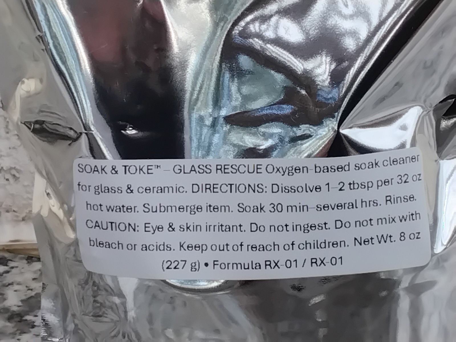 Soak & Toke Glass Rescue Oxygen Bong Cleaner – Dissolves Resin – Soak & Rinse
