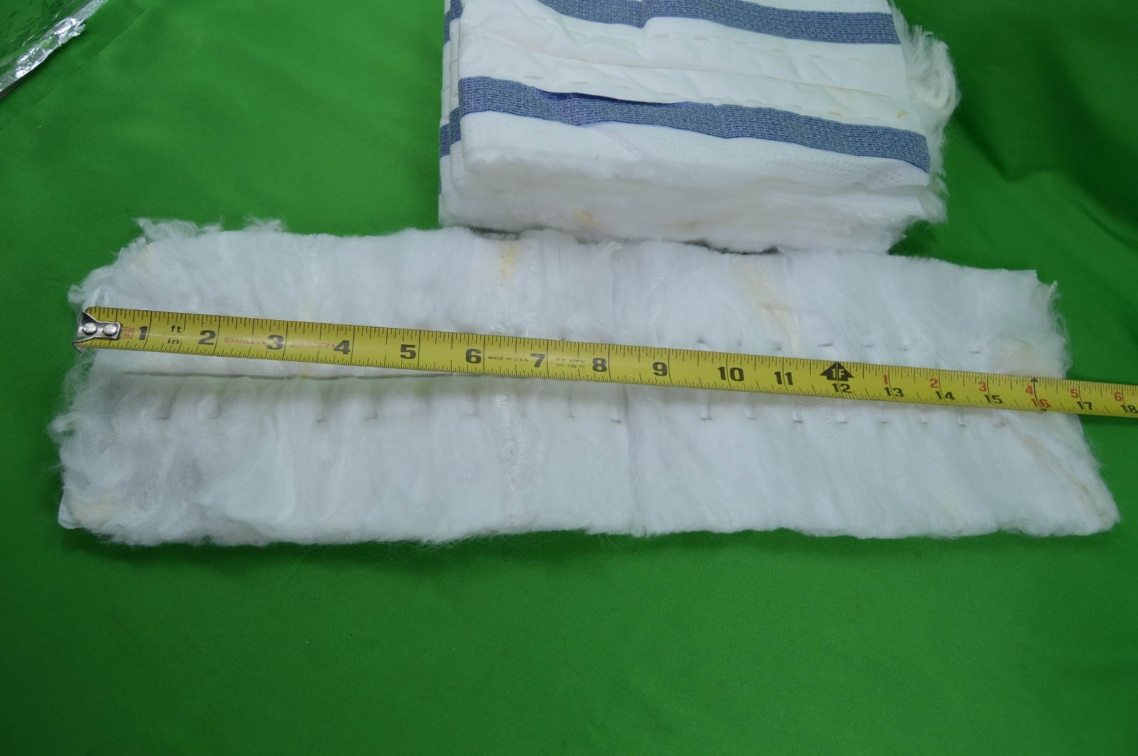 BONA Disposable Dusting Cloths 5 CT, Material Has Some Discoloration,B