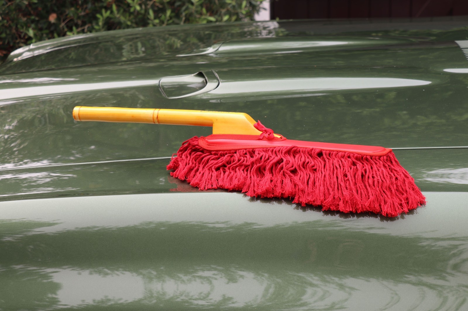 Cotton Car Duster Wood Handle Paraffin Wax Dusting Mop For Auto Detailing Truck