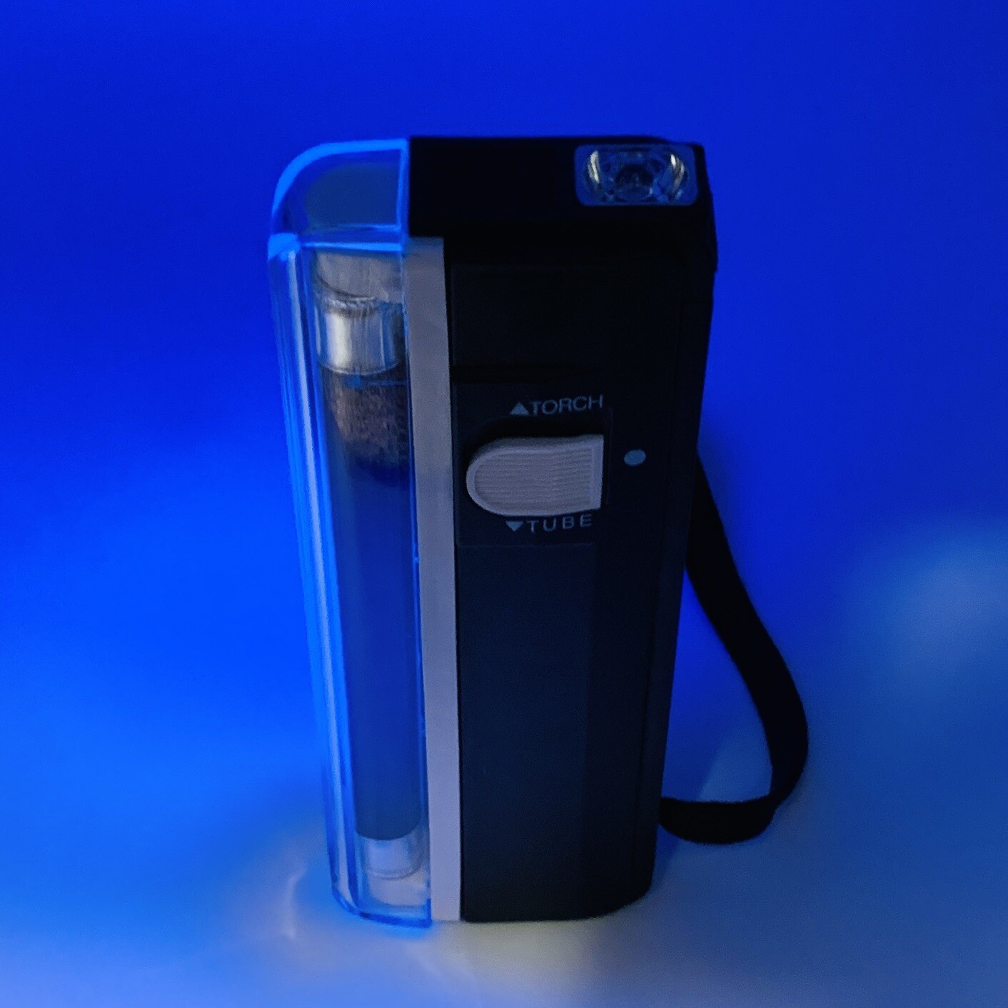RugDoctor Spot Detector 2 in 1 Ultra-Violet Light Flash Light Find Stains Odors