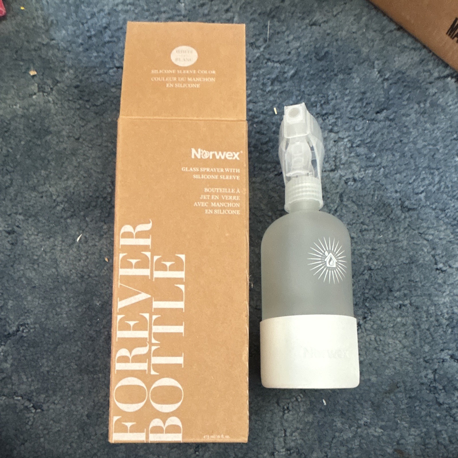 Norwex Forever Bottle Glass Sprayer Silicone Sleeve 16 fl oz BPA Free