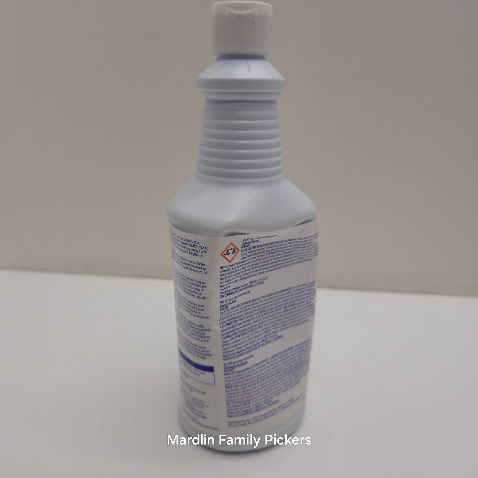 New Diversey Emerel R7 Multi-Surface Creme Cleanser 1 Quart (946 mL) V2