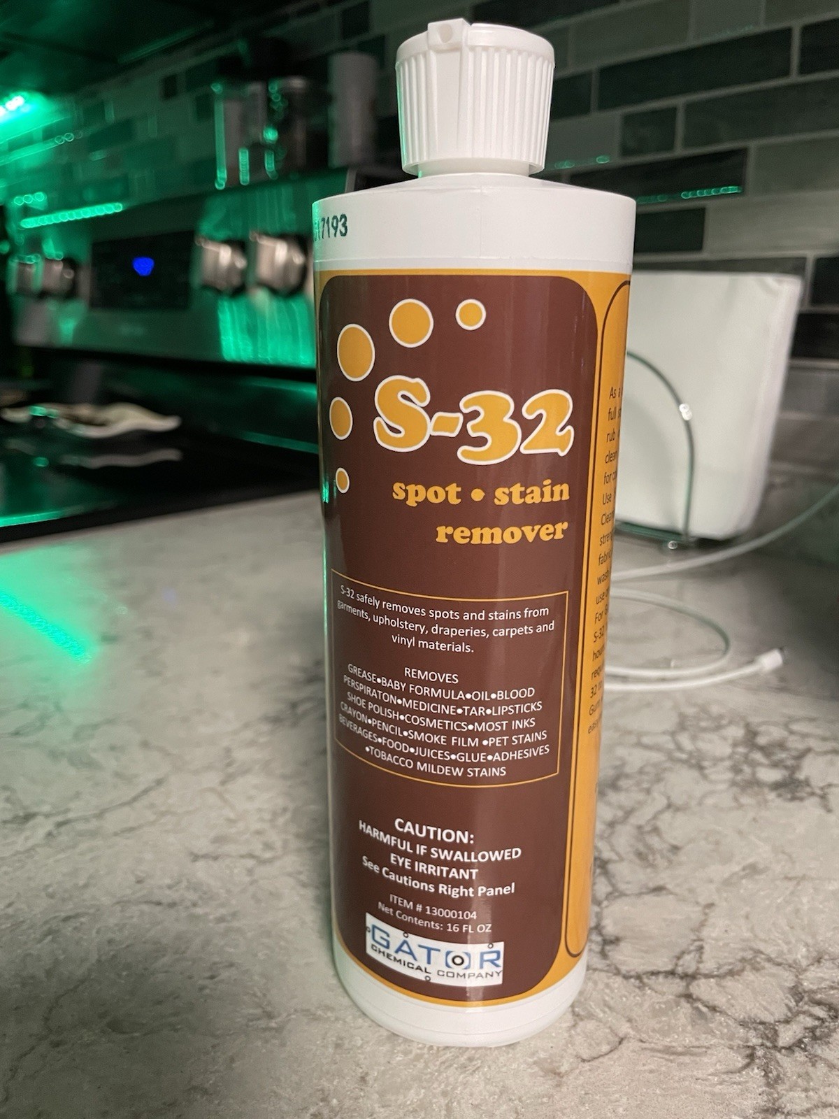 S-32 Spot Stain Remover 16 Ounce Bottle New Unopened Grease Lipstick Remover