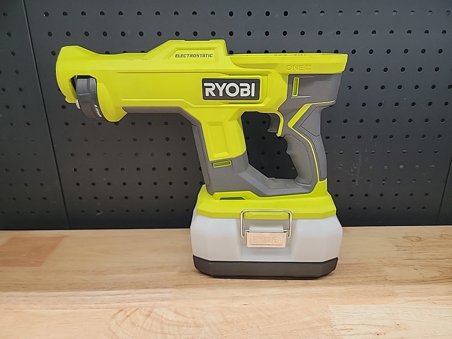 Ryobi PSP02 18V Cordless Handheld Electrostatic Sprayer (Tool Only) Tested!