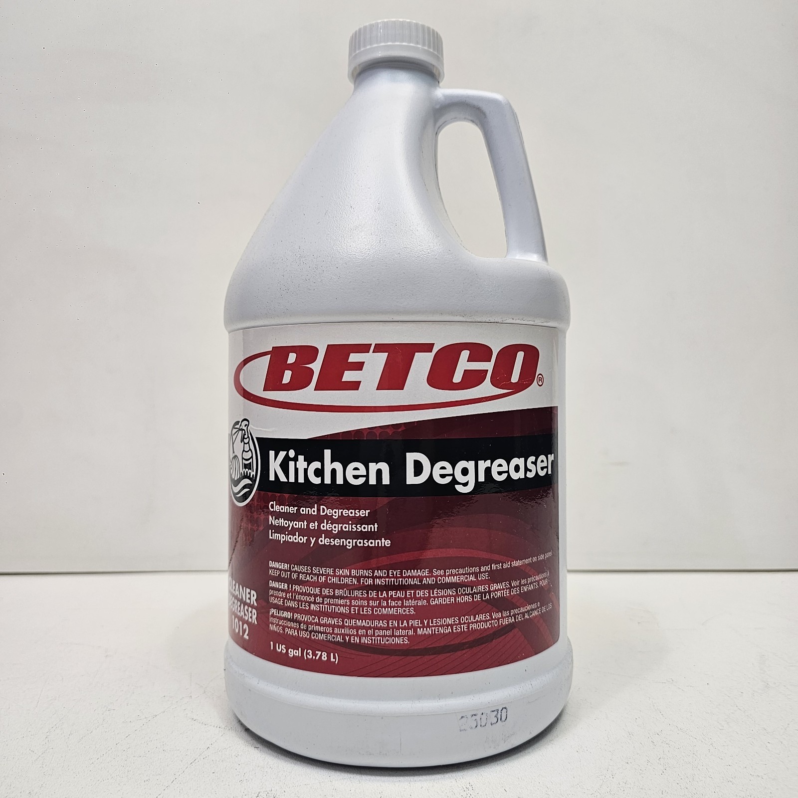 Betco Kitchen Degreaser, Cleaner. Characteristic Scent, 1 Gal Bottle, SDS #1012