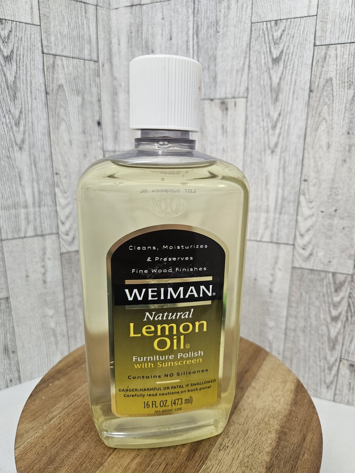 Weiman Natural Lemon Oil Furniture Polish With Sunscreen 16 oz Discontinued 90%