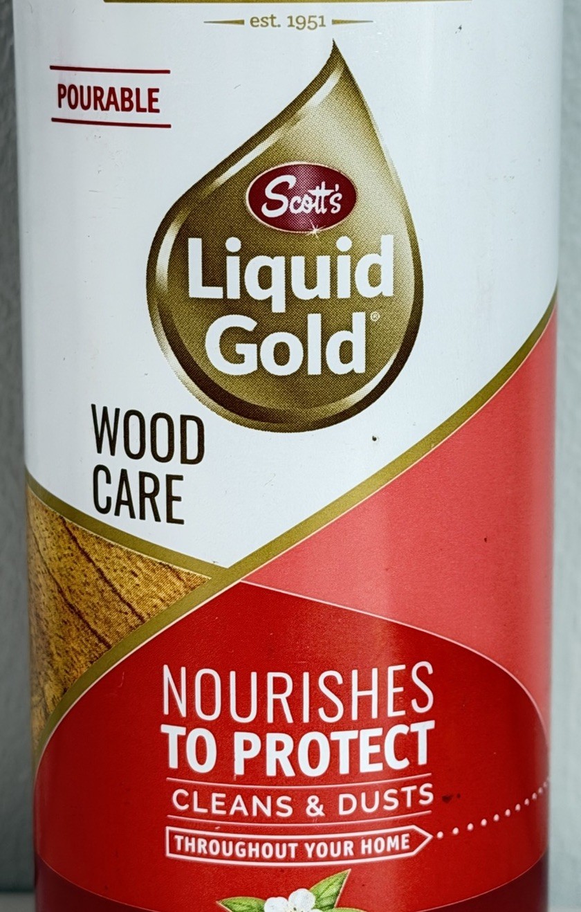 Scott’s Liquid Gold Pourable Wood Care Cleans & Dusts 14 Ounce Pourable