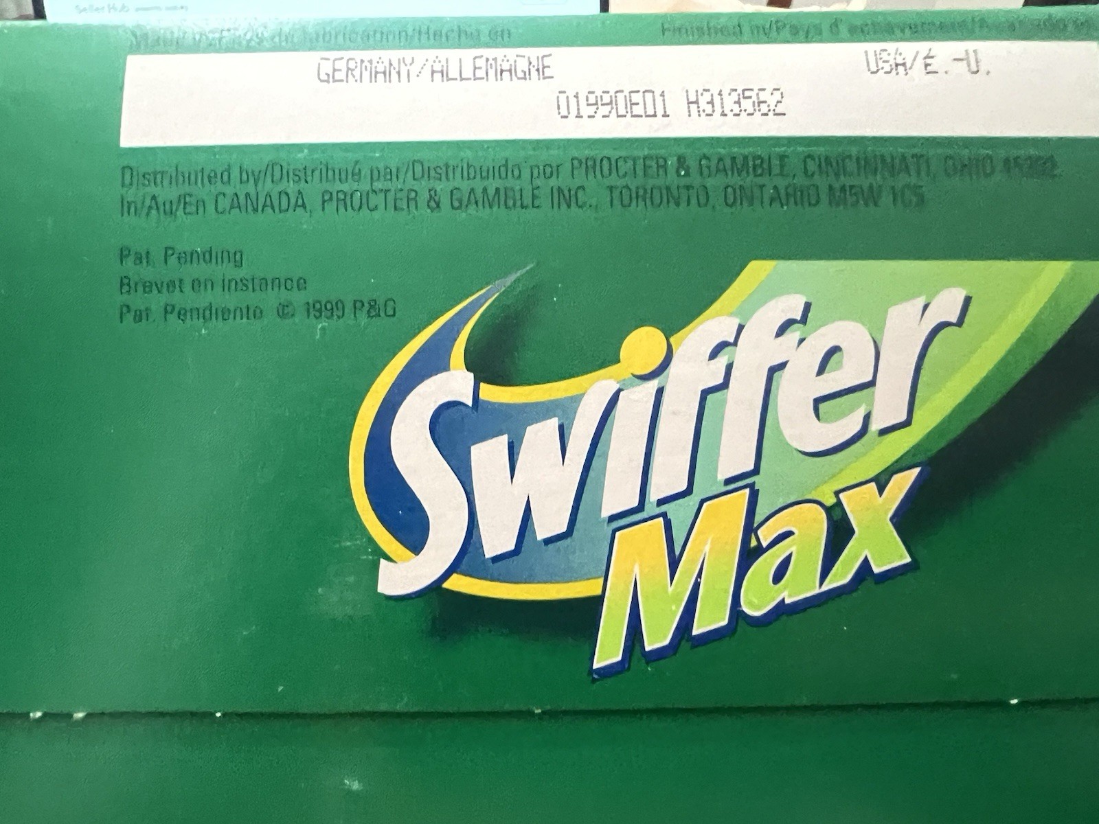 Vintage Swiffer Max Refills 32 Count Large Disposable Dusting Cloths New NOS
