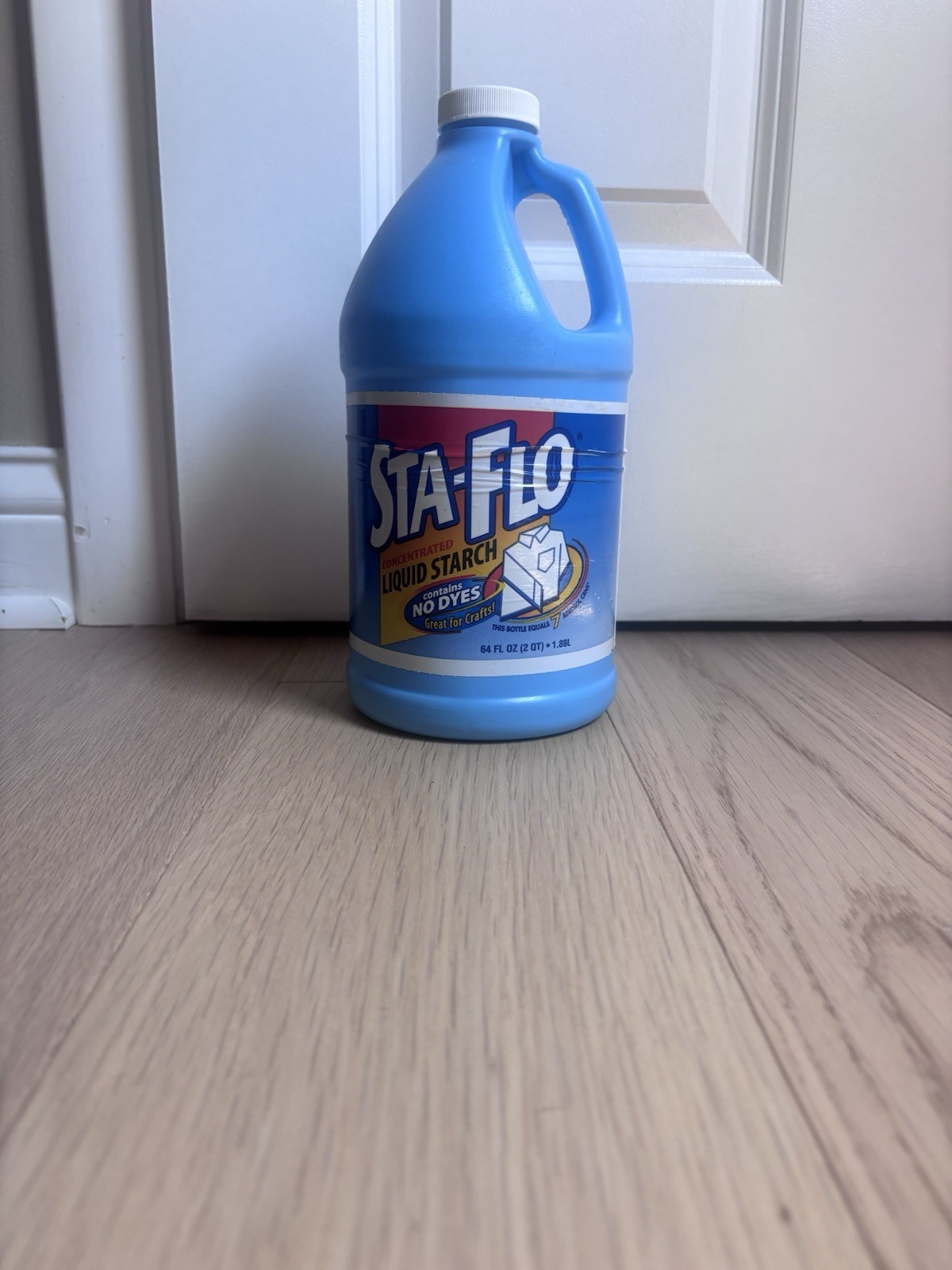 20% Full Sta-Flo Liquid Starch 64 Oz Discontinued Blue Container