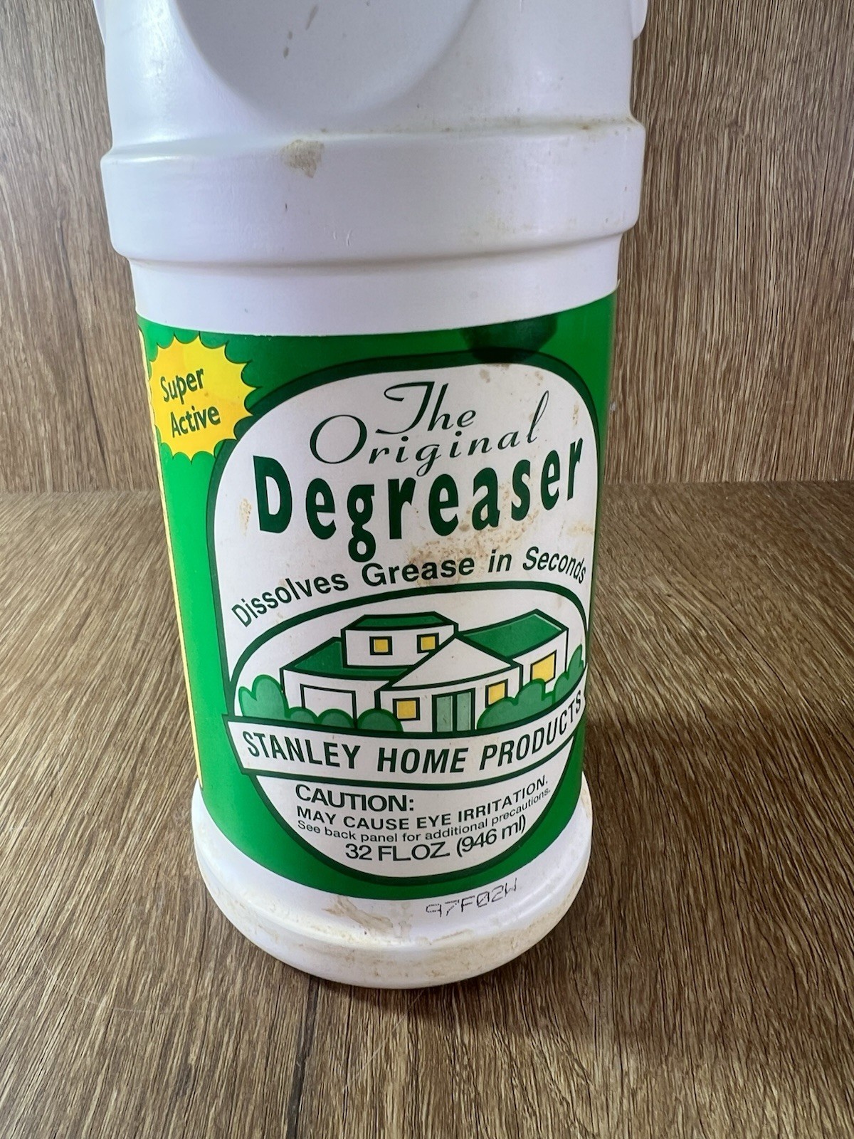 Vintage 1970’s Stanley Home Products Degreaser 34oz Left