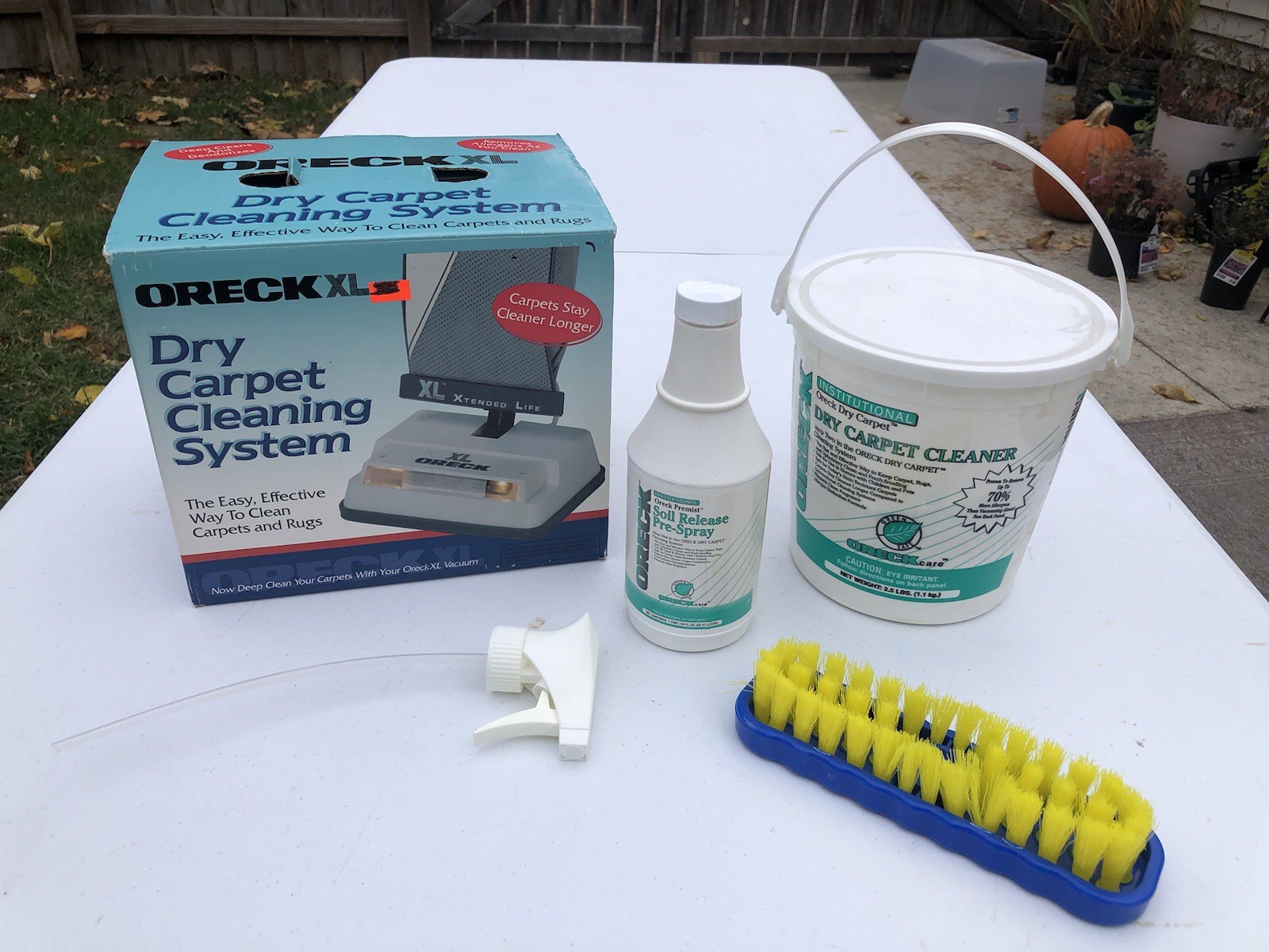Oreck XL Dry Carpet Cleaning System Deep Clean Spray Rugs & Carpets