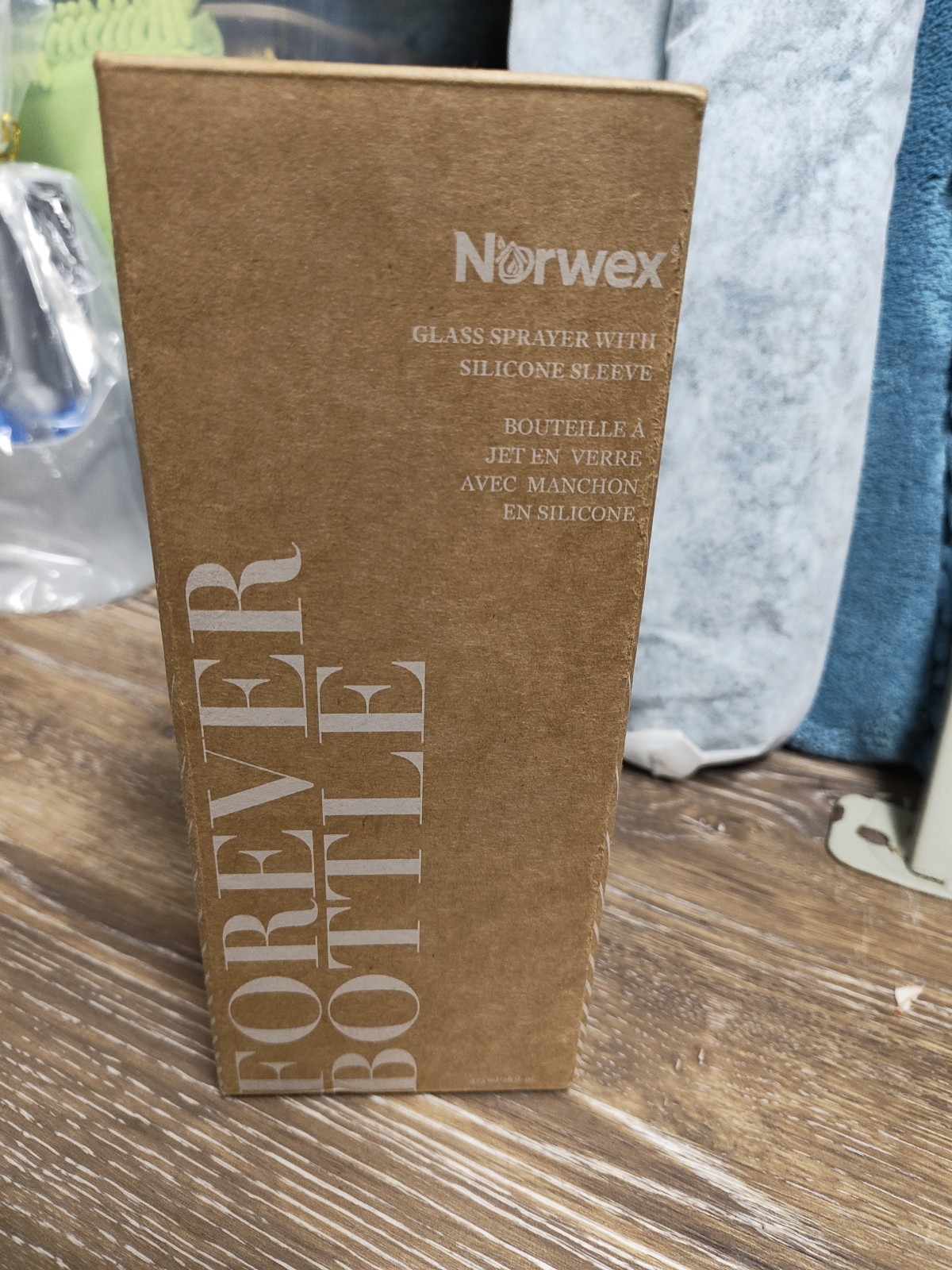 NORWEX FOREVER GLASS BOTTLE SPRAYER- SEA MIST SLEEVE-NEW IN BOX