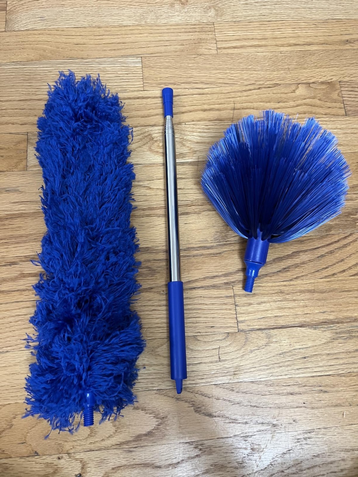 Extendable 100 Inch Ceiling Duster Kit Spider Web Brush with 2 Washable Heads
