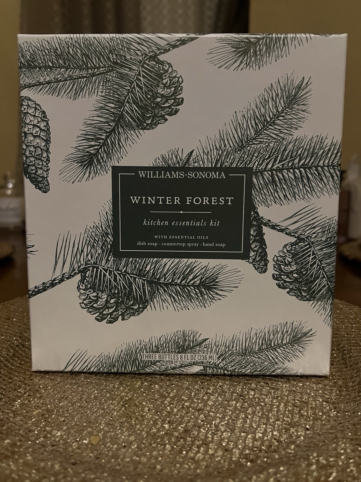 Williams-Sonoma 3 Piece Winter Forest Kitchen Essential Kit