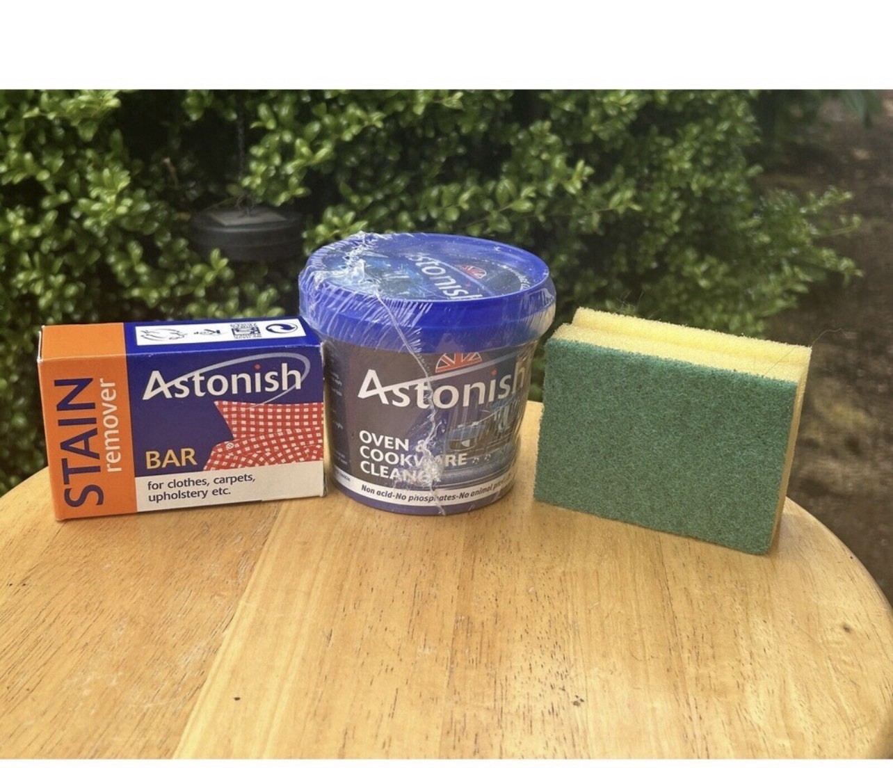 Astonish Oven & Cookware Cleaner Paste 17oz Stain Remover Bar 2.5oz Sponge