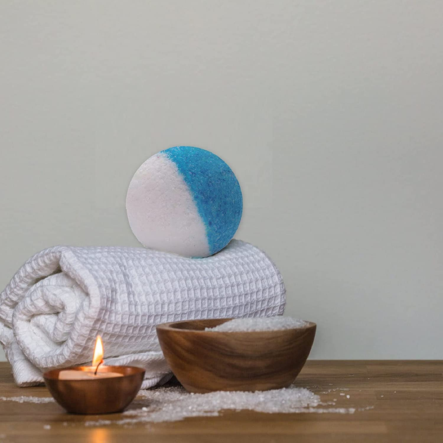 Organic Bath Bombs Gift Set, 24 Handmade Fizzies Rich in Essential Oil, Moisturi