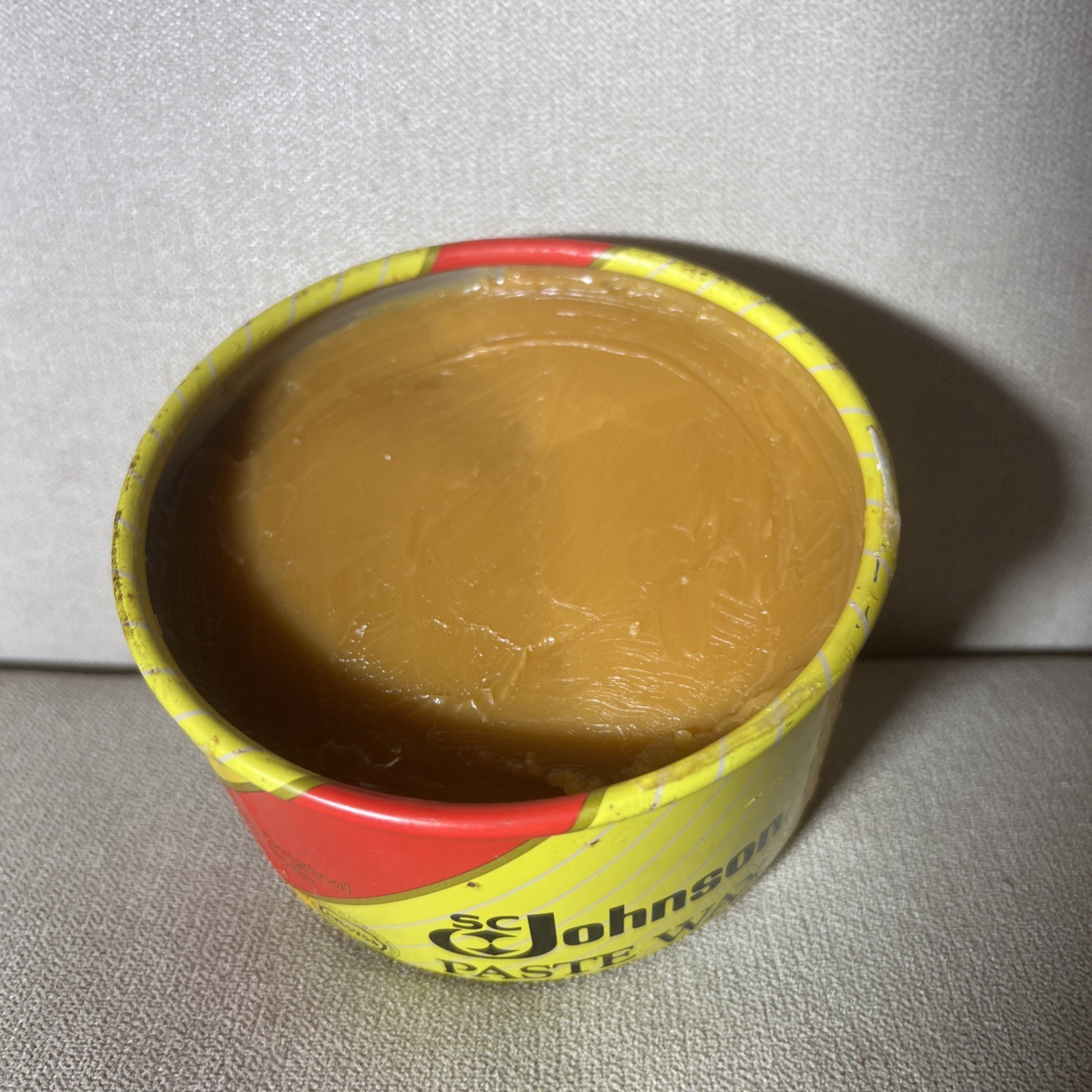 SC Johnson Paste Wax Original Formula Container 1 Lb 99% Full – DISCONTIUNED