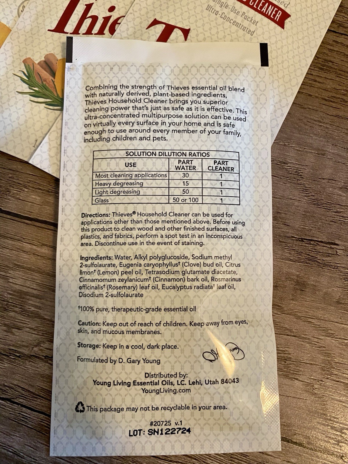 5 Single Use Thieves Cleaning Packets By Young & Living Essential Oil Infused