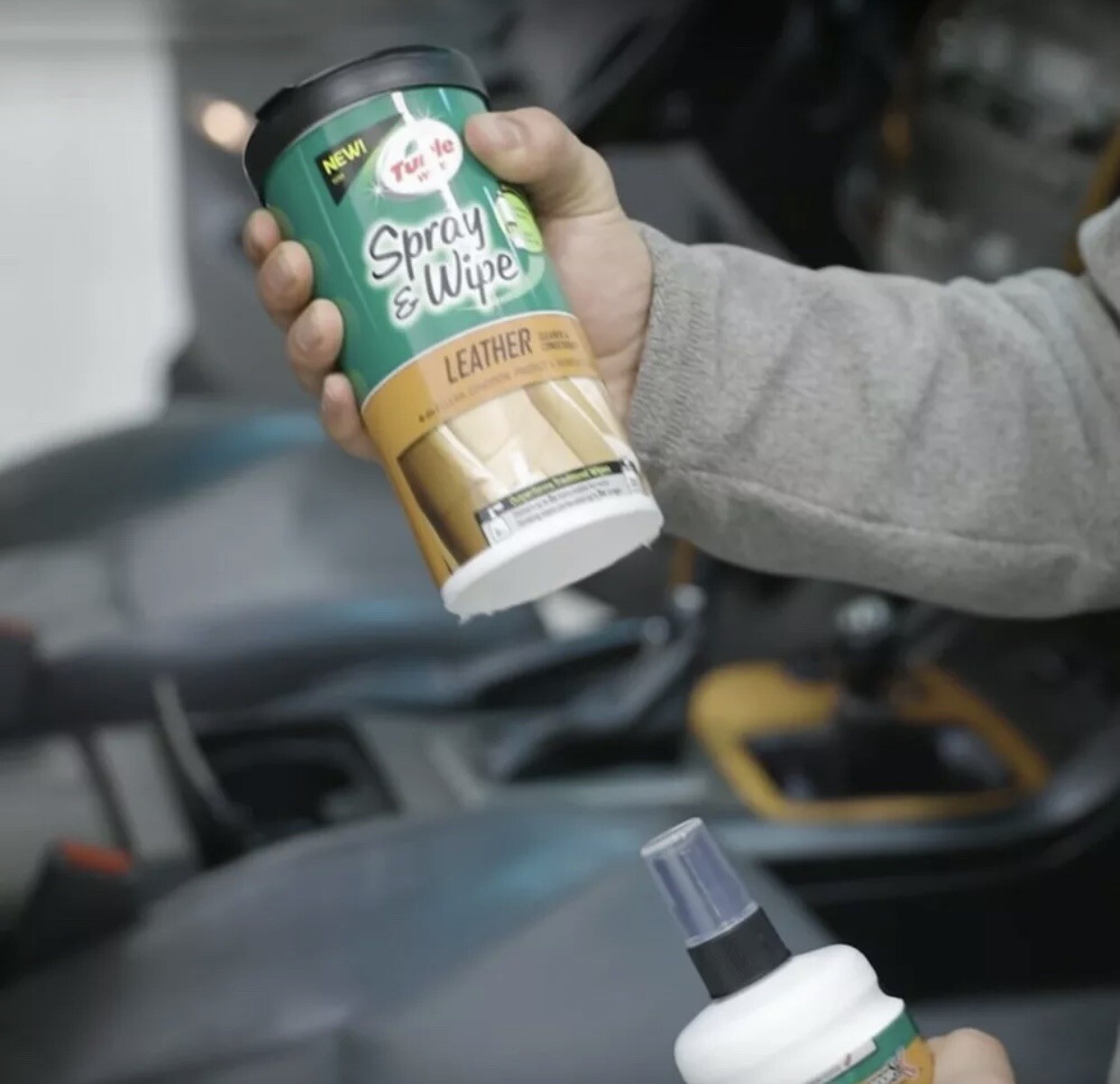 Turtle Wax Spray & Wipe Car Interior Wipes (Leather)
