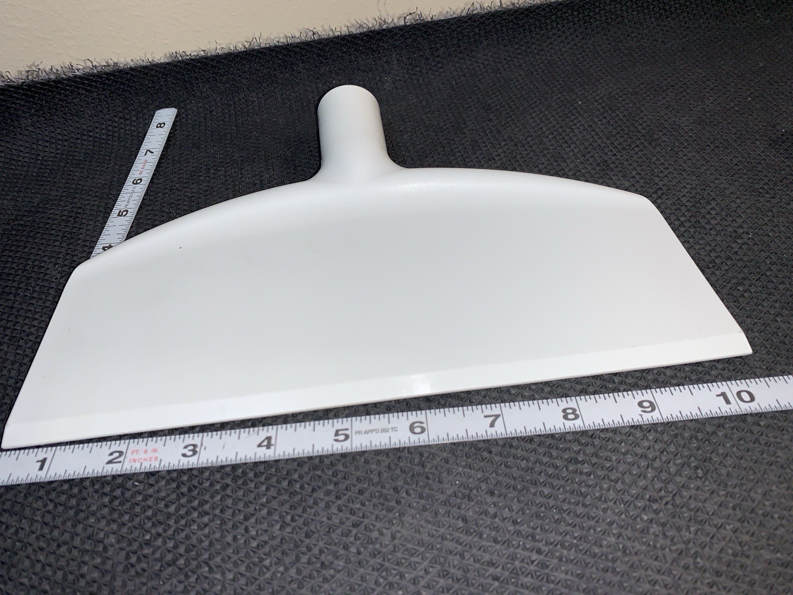 Vikan Remco Nylon Floor Scraper – White – 29115
