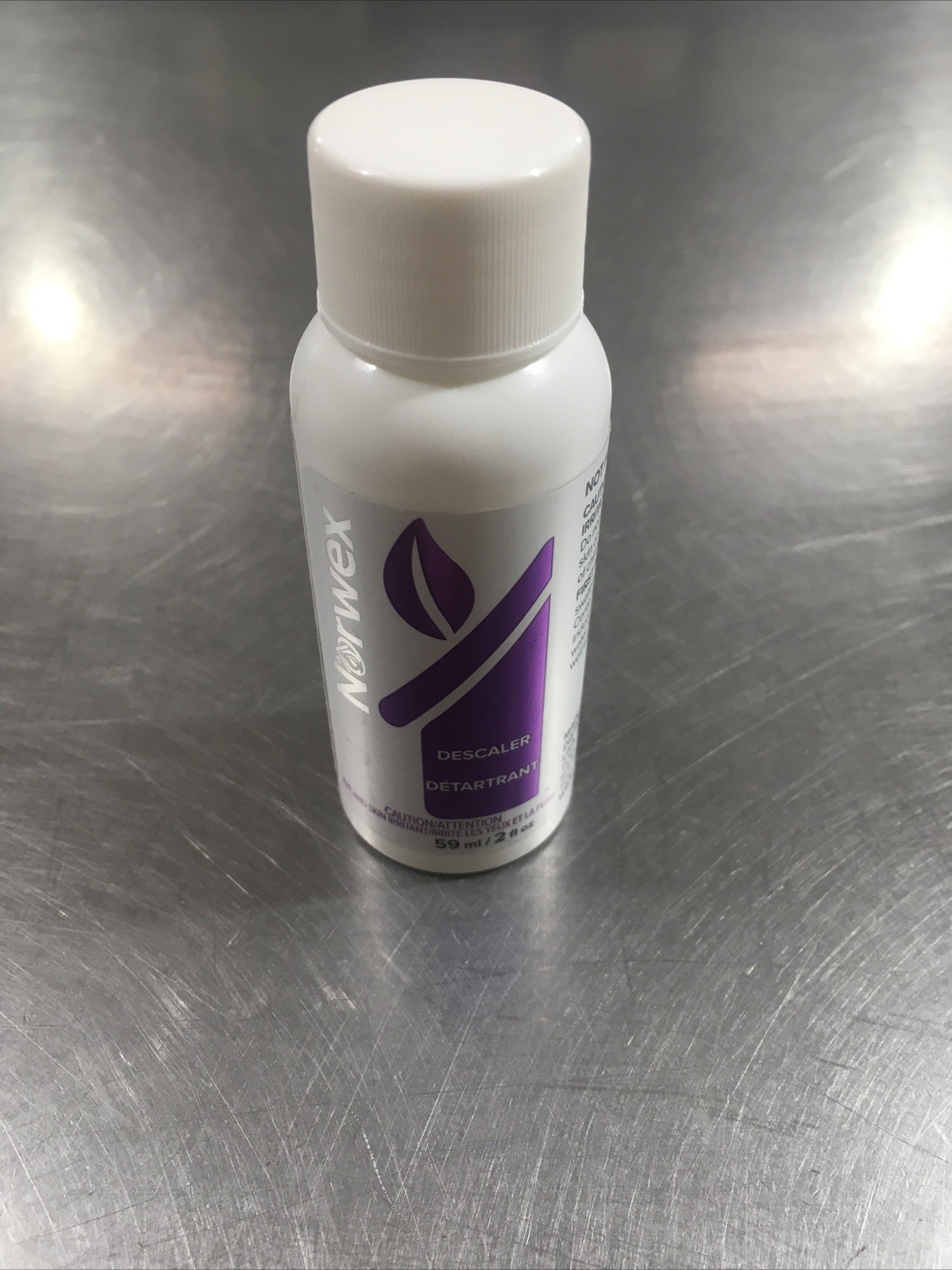 NEW Norwex Descaler 2oz Sample Size Travel Friendly Hard Water Stain Remover
