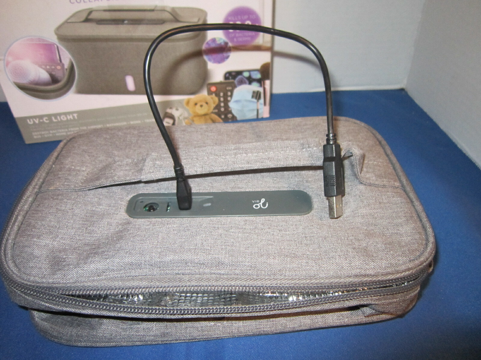 Vie Oli UV-C LED Portable Sanitizer Collapsible Travel Bag Open Box