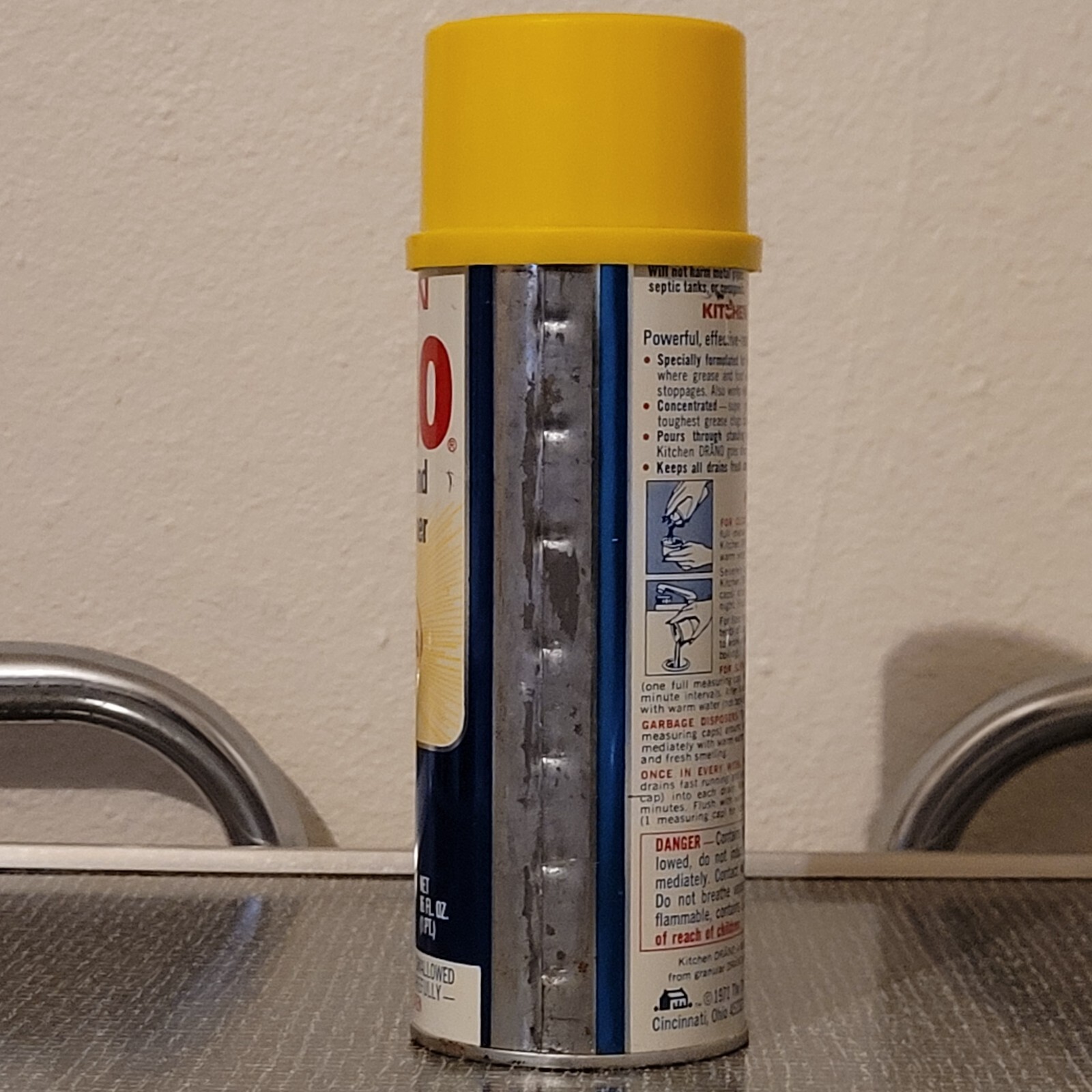 NOS VTG KITCHEN Drano Liquid Drain & Disposer Cleaner Metal Cone Top Can 1971
