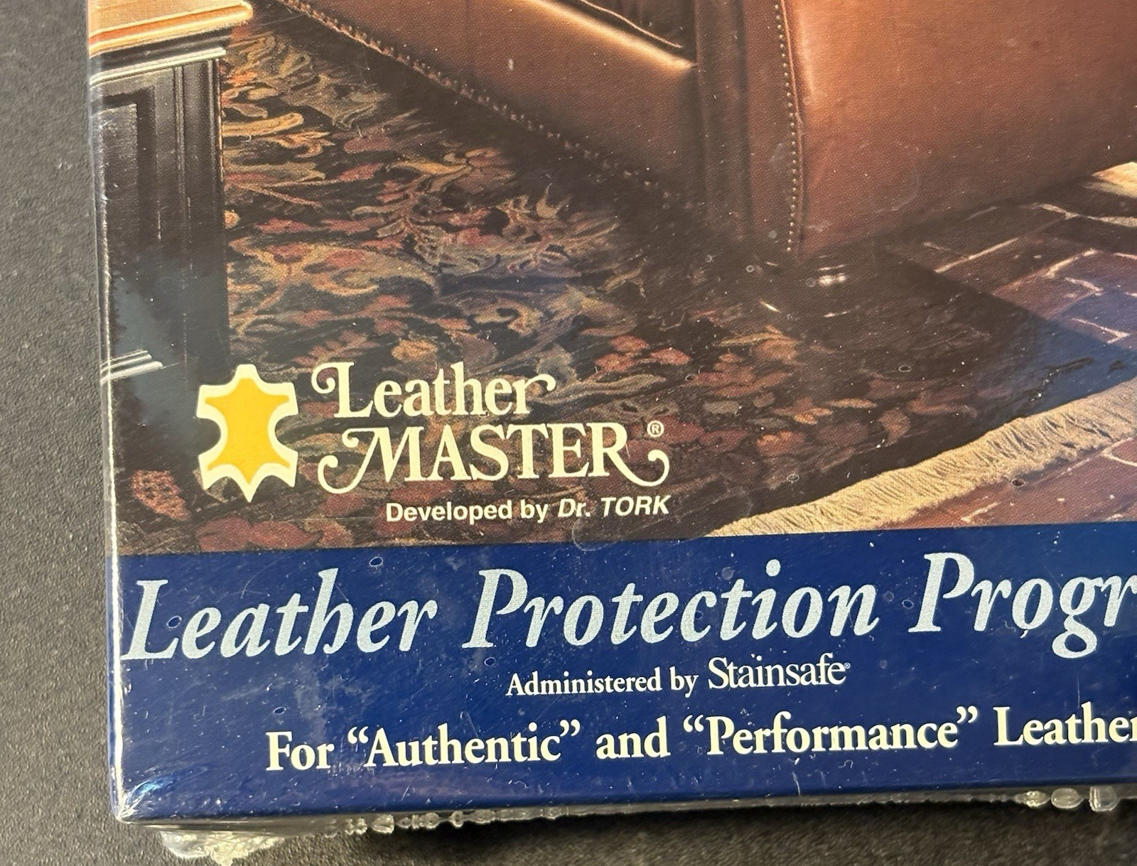 NEW in Sealed Box LA-Z -BOY Stainsafe Leather Master Leather Protection Program