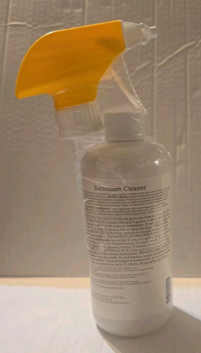 NEW! Scentsy Bathroom Cleaner MAKE A SPLASH All Purpose Surface Cleaner 16 fl oz