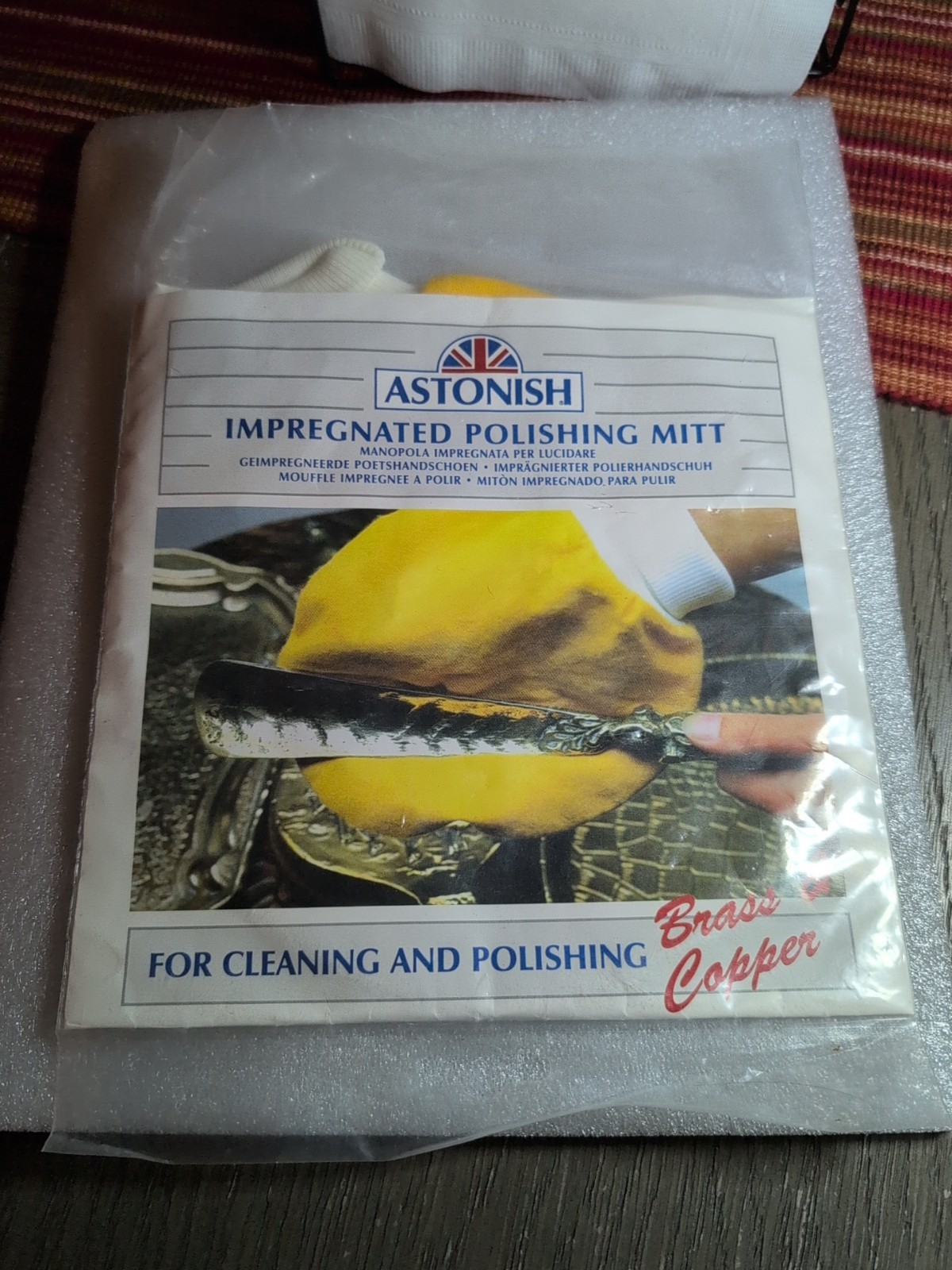Astonish Impregnated Polishing Mitt. For Cleaning &Polishing Brass And Copper.