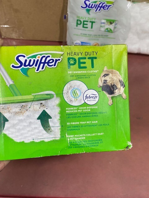Swiffer Sweeper Heavy Duty Pet Dry Refills, Febreze Odor Defense, 24 Ct Dry Pads