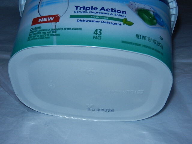 new seal Clorox Triple Action Dishwasher Detergent 43 Pacs scrubs degreases