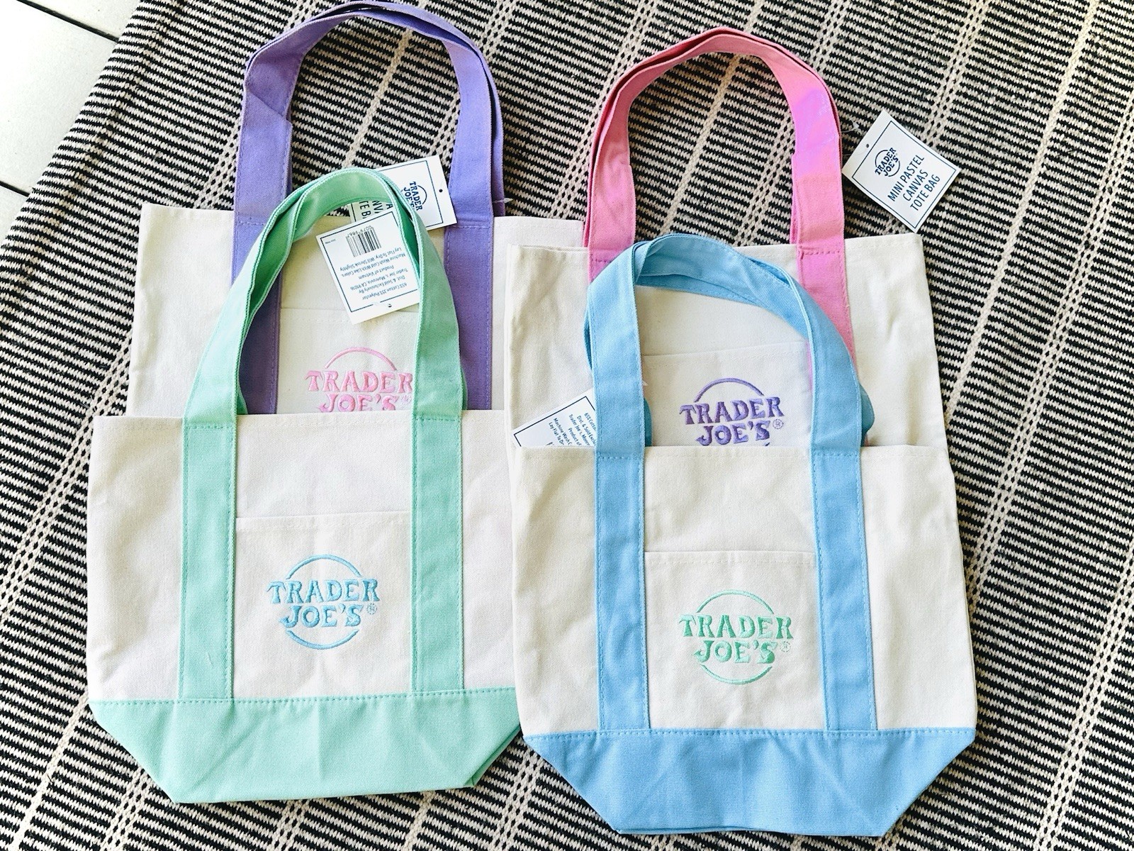 2025 Trader Joe’s Mini Canvas Tote Bags in Pastel Colors Full Set. 4 Colors