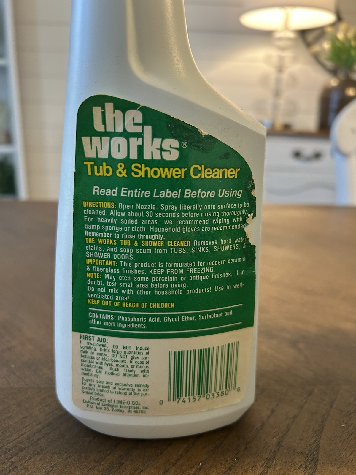 The Works Tub & Shower Cleaner (2) Rust Stains Hard Water Buildup See Descrip