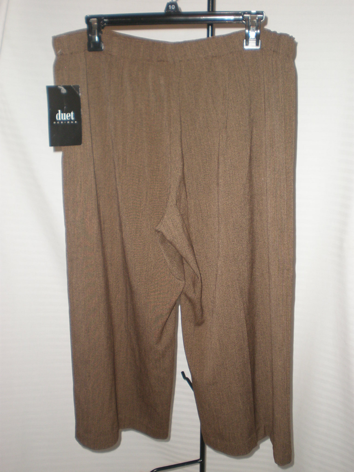 DUET DESIGNS PANTS GOLD BROWN CAMEL SIZE LARGE RETAIL PRICE: $45.00 NS