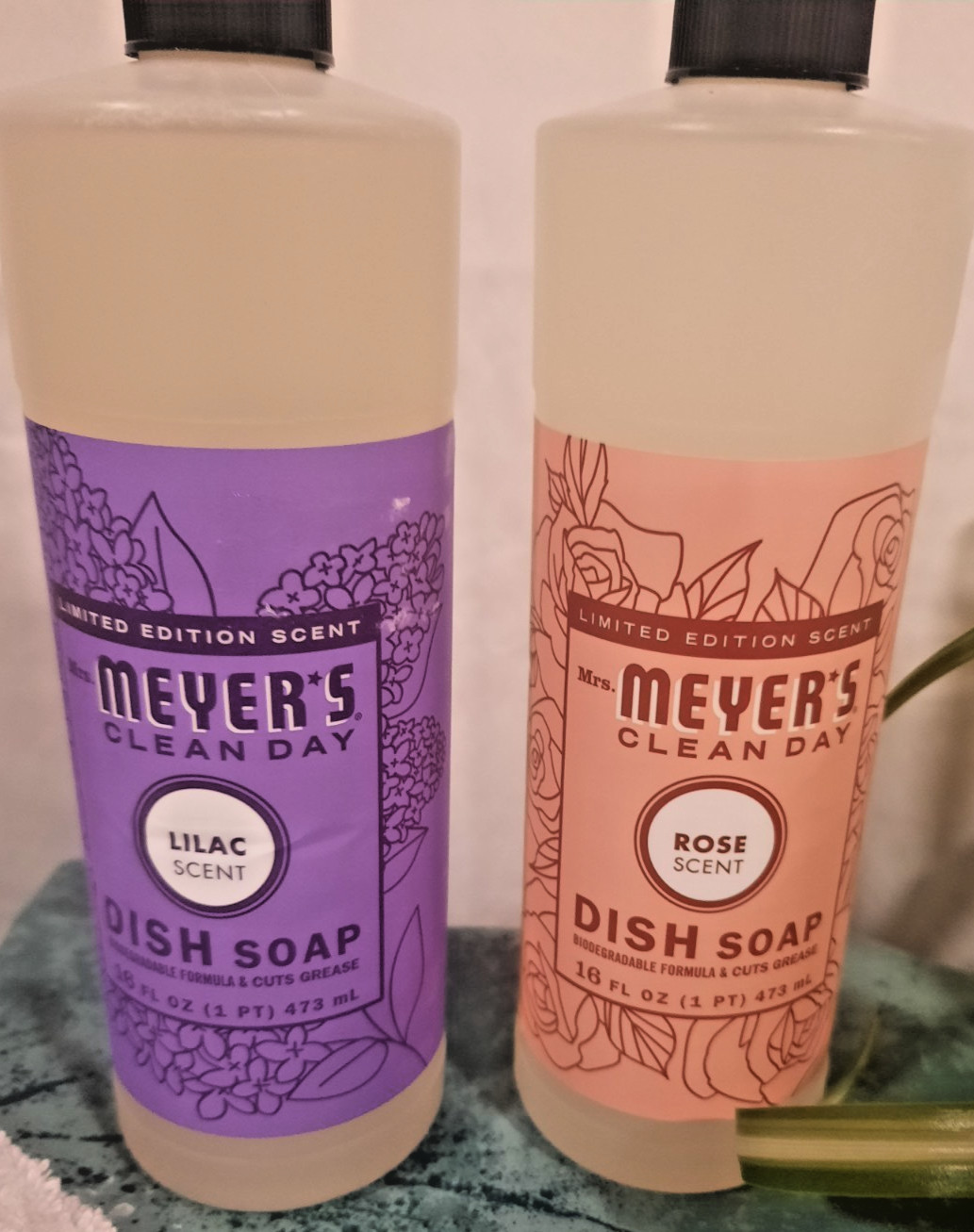 MRS. MEYER’S 2X CLEAN DAY LILAC AND ROSE SCENTED LIQUID DISH SOAP 16 OZ BOTTLES
