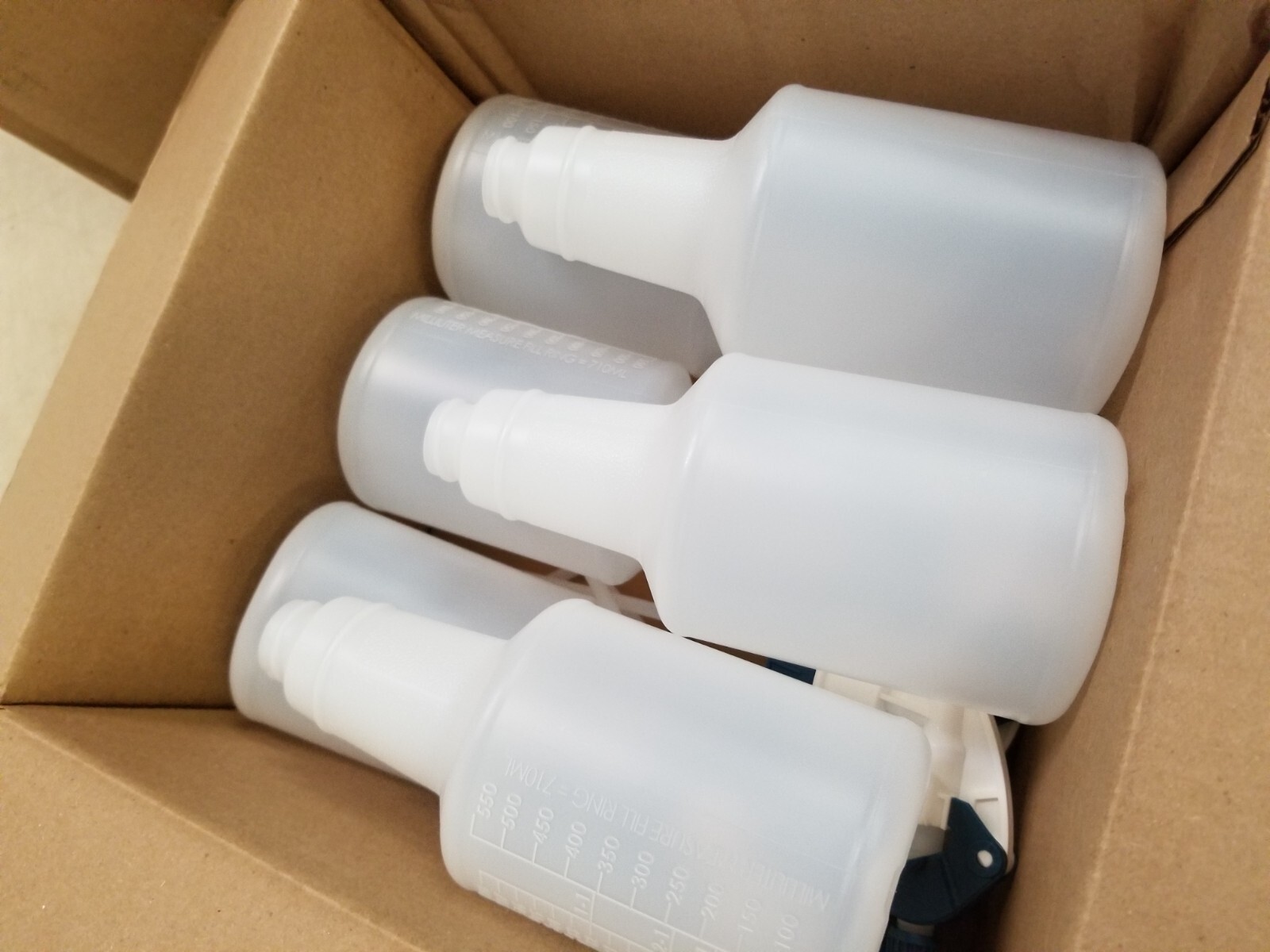 Lot of 12 – Medline EVS5024WG Empty Bottle with Trigger Sprayer, 24 oz
