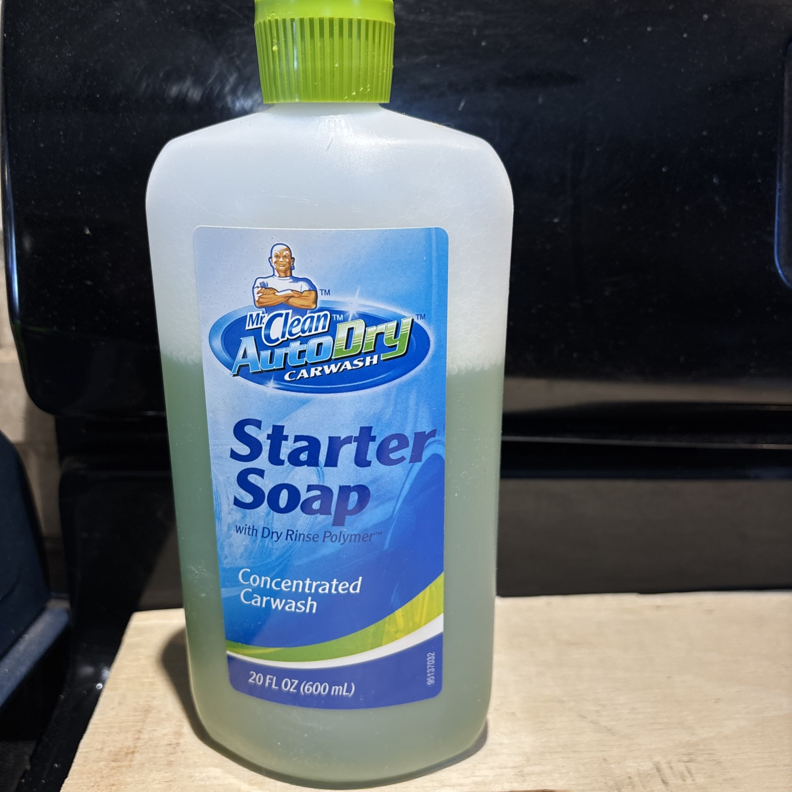 Mr. Clean Auto Dry Carwash Starter Soap Concentrated Liquid Open Bottle