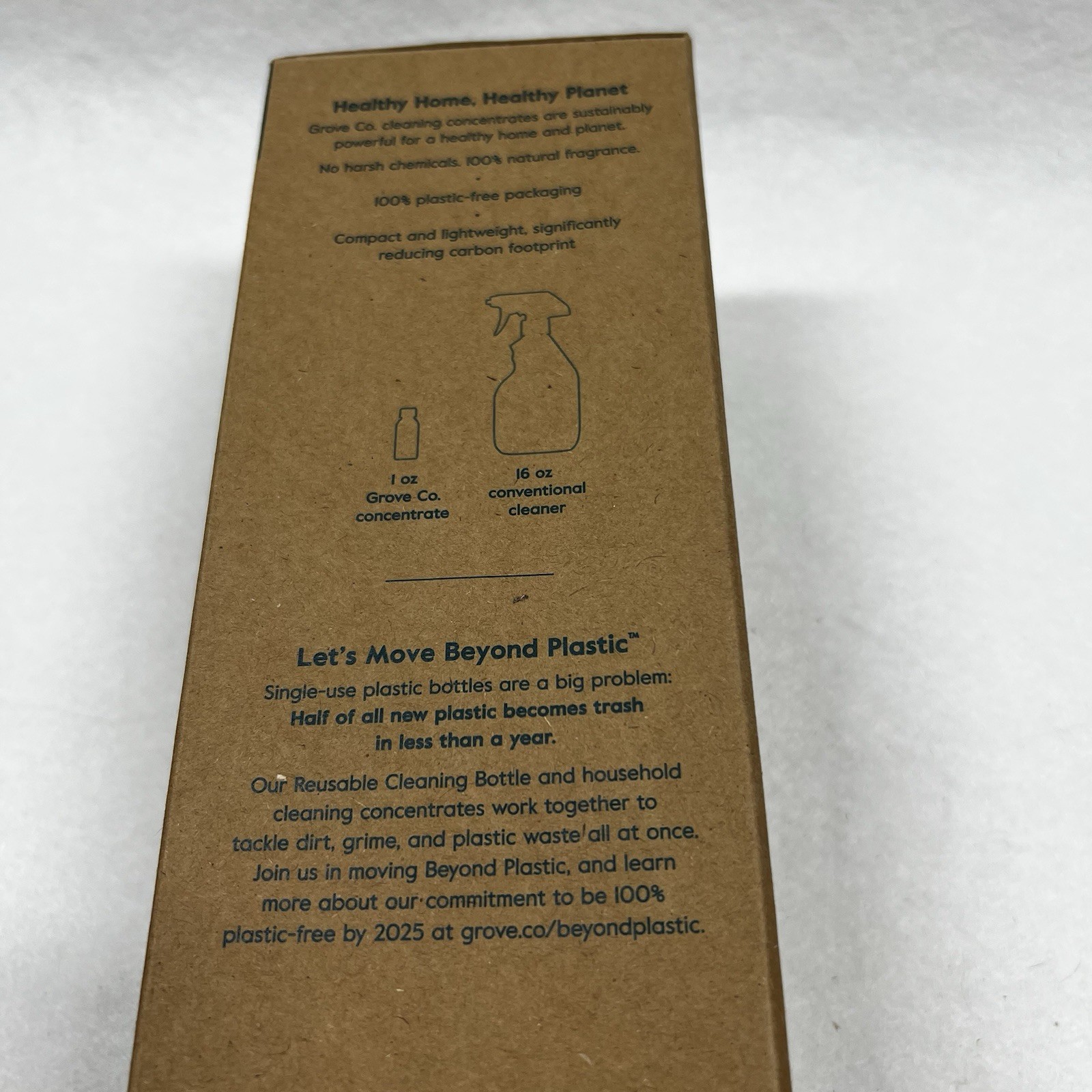 NEW Grove Co Reusable Glass Spray 16oz Bottle w/ Fresh Green Silicone Sleeve Box