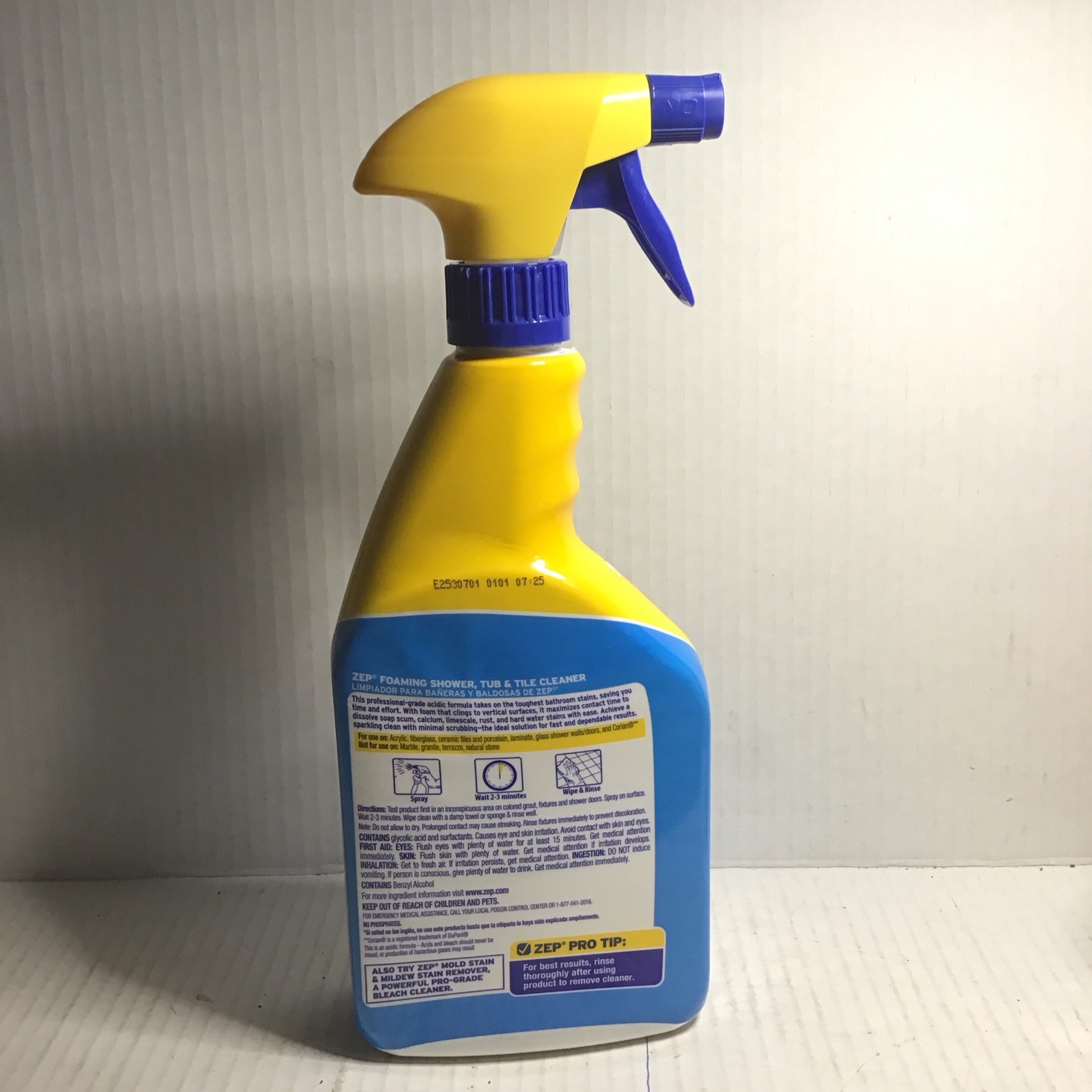 Zip Foaming Shower Tub and Tile Cleaner 24 fl oz Bottle Spray Pack of 1 New USA