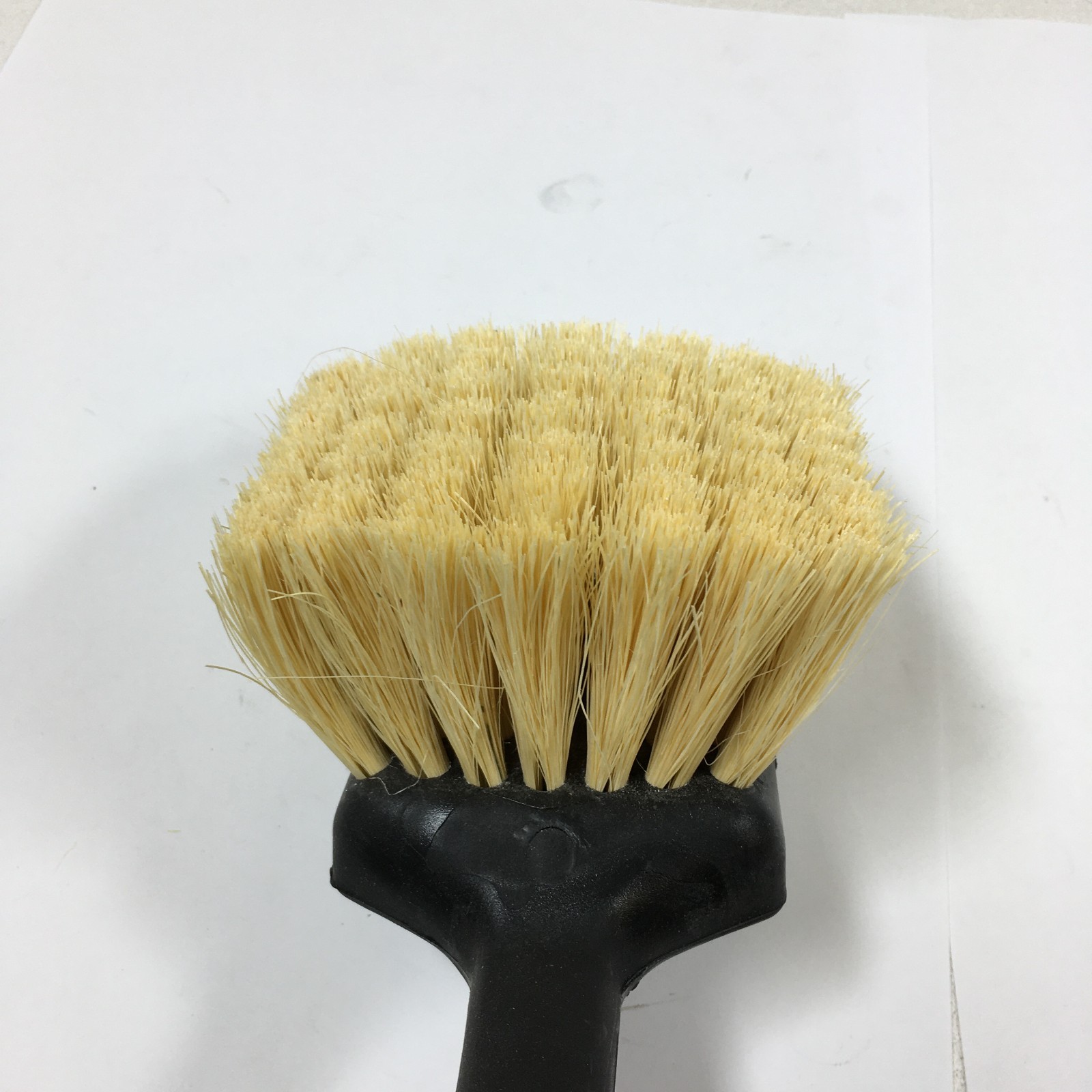 Plastic Utility Brush 20 Inch Long Handle Scrub Brush Kitchen 36509L00 Black NEW