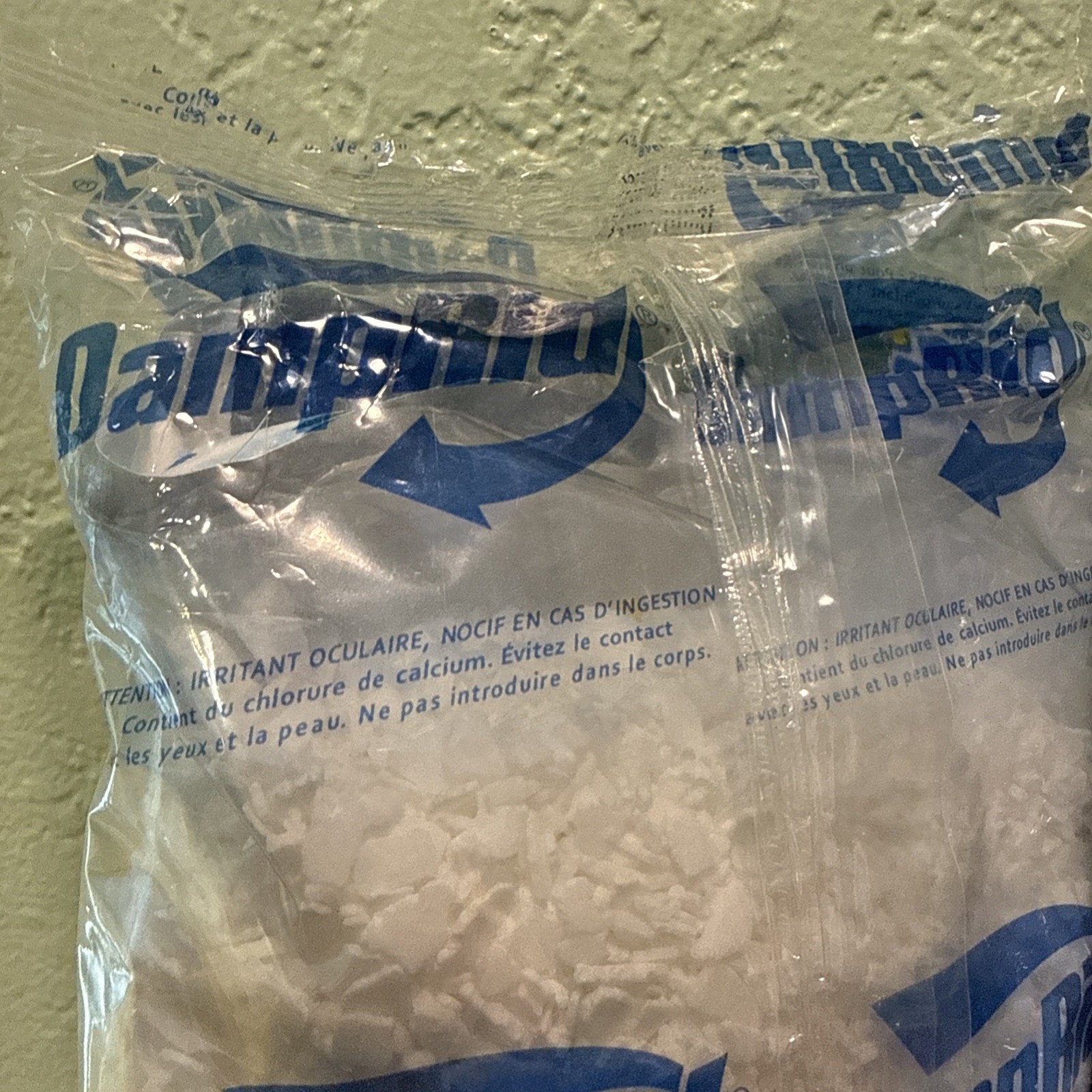 DampRid Hanging Bag Closet Two Pack – NO BOX Sealed In Plastic Bag Damp Rid NEW