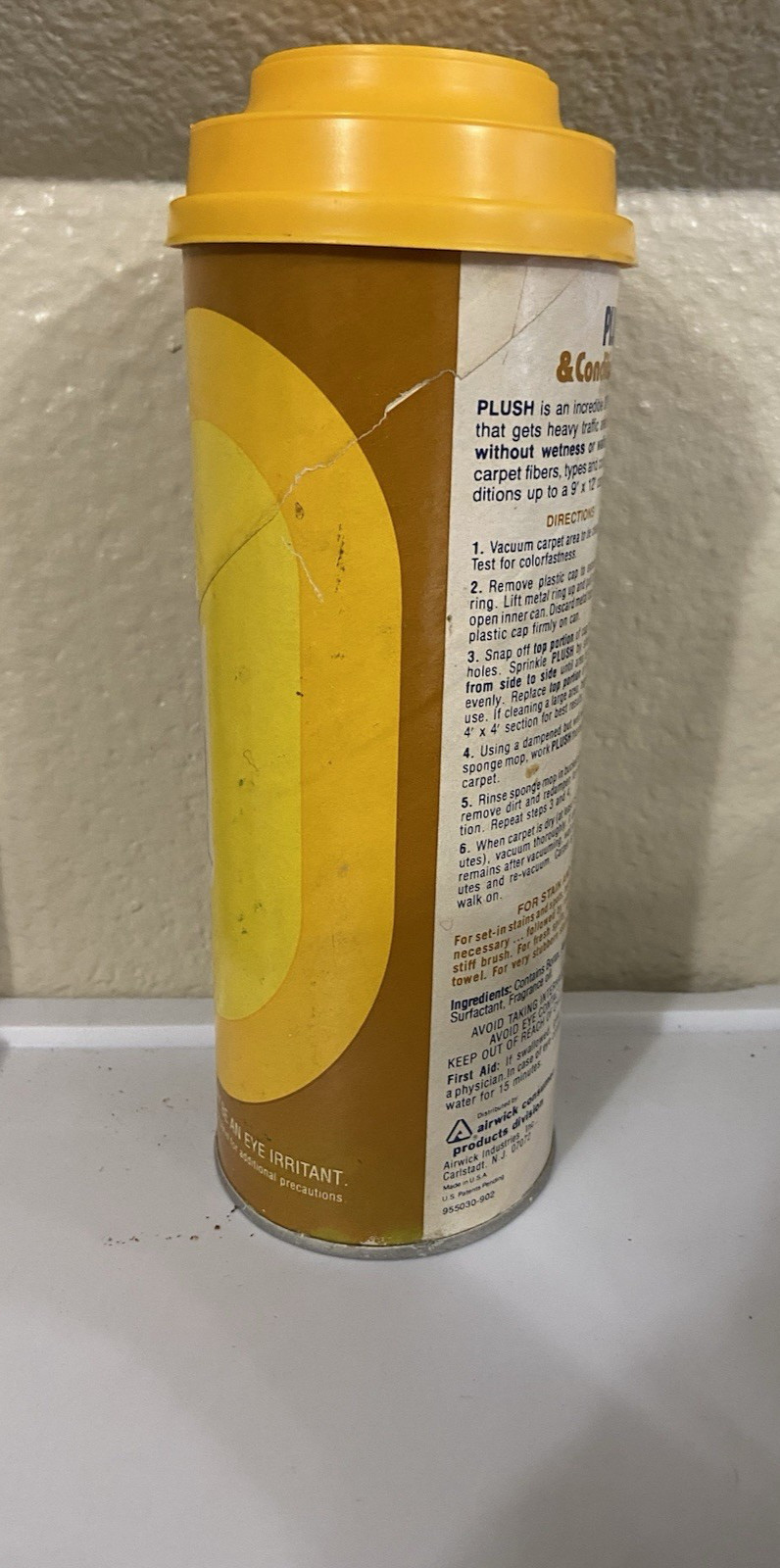Plush Carpet Dry Cleaner Conditioner 16oz Canister Vintage Movie Prop Air Wick