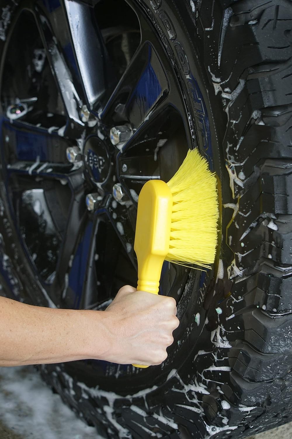 Rubbermaid Commercial 8″ Utility Scrub Brush, Synthetic Bristle Wheel & Tire