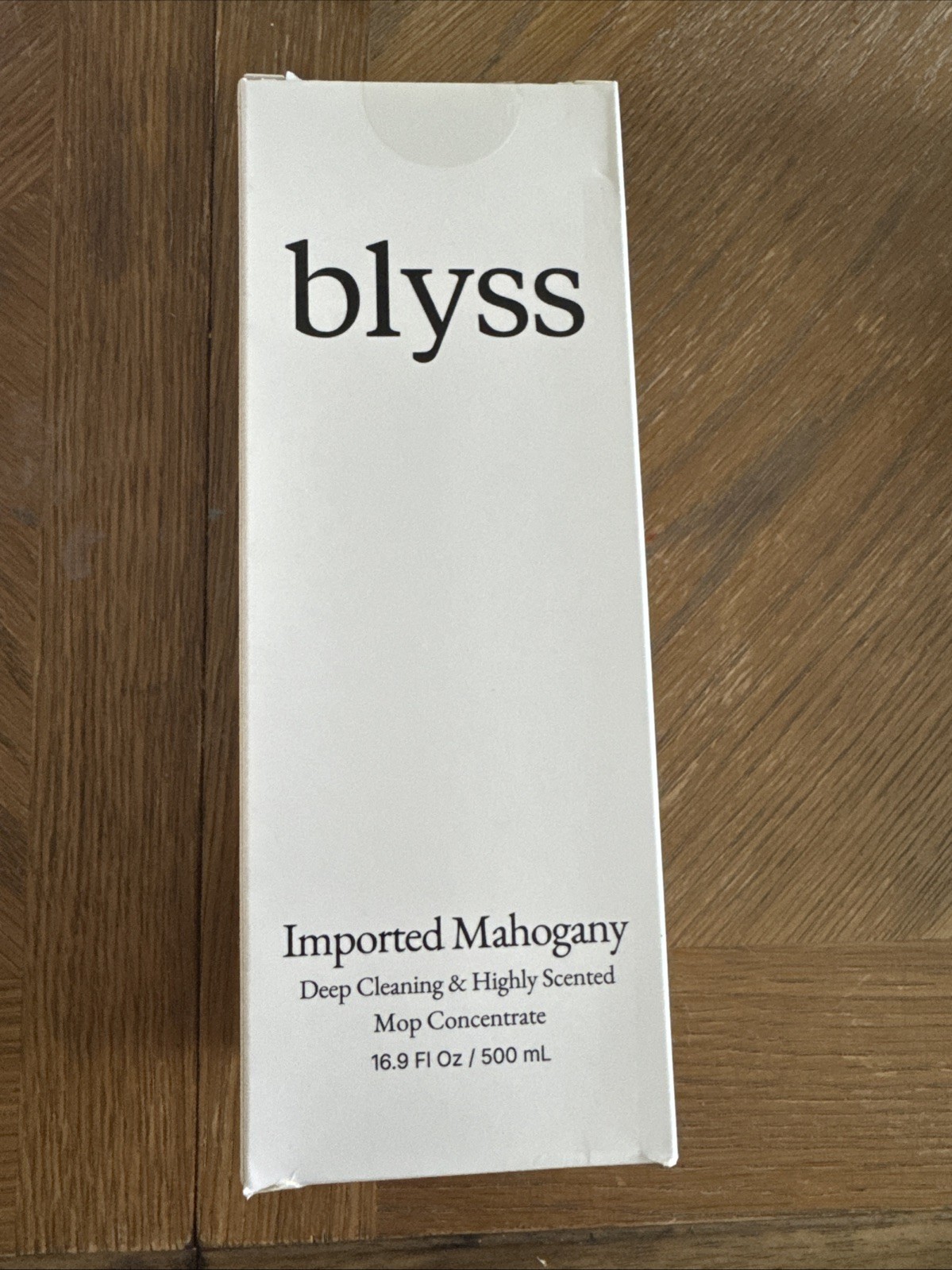 Blyss Mop Soap Concentrate Imported Mahogany 16.9 Fl Oz Exp 01/11/2028